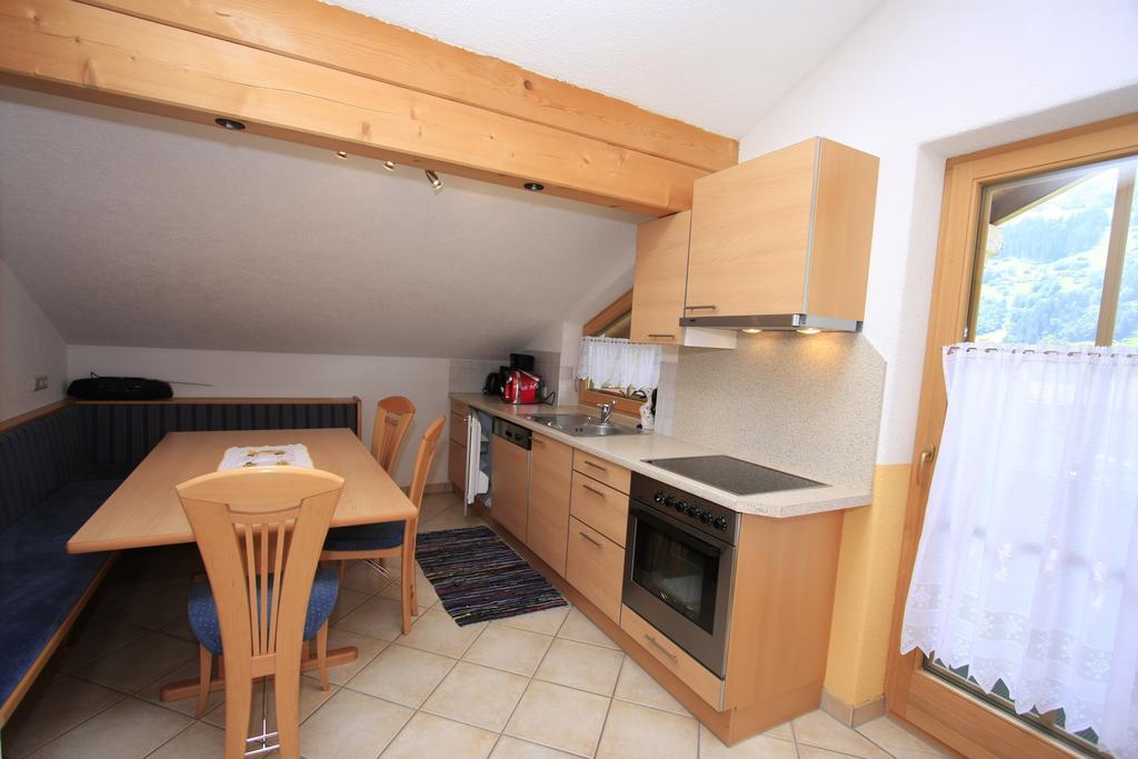 Ferienhaus Hoellwarth Stumm Δωμάτιο φωτογραφία